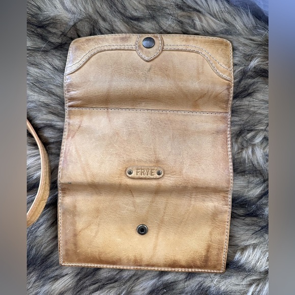 Frye Banana color Leather Crossbody Bag and Wallet - Picture 8 of 9